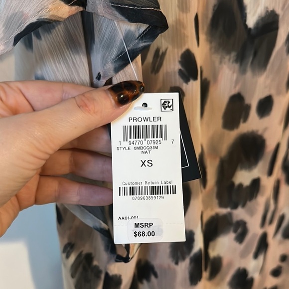 BAR III | Leopard Print Tunic Cover Up Top - Picture 4 of 10